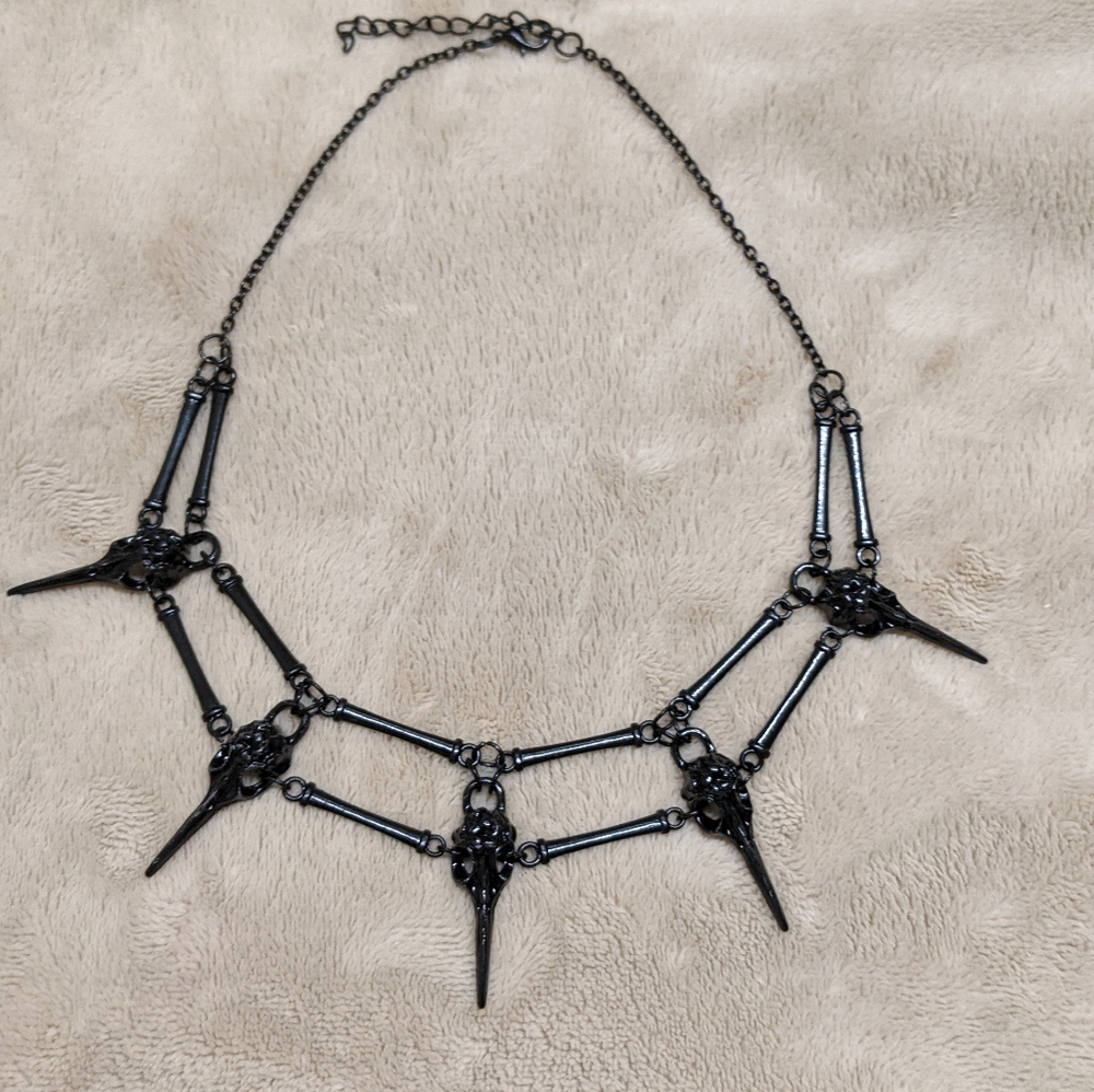 Crow skull skeleton necklace